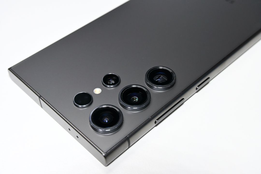 갤럭시 S24 울트라 256GB 티타늄블랙--5