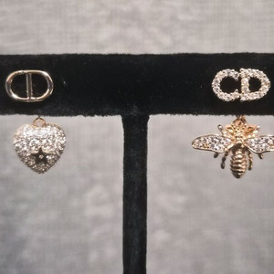디 귀걸이 꿀벌 하트 귀걸이 드롭 귀걸이 로골 (새상품)
