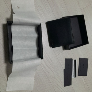 프라다 사피아노 2MO738 레더 반지갑