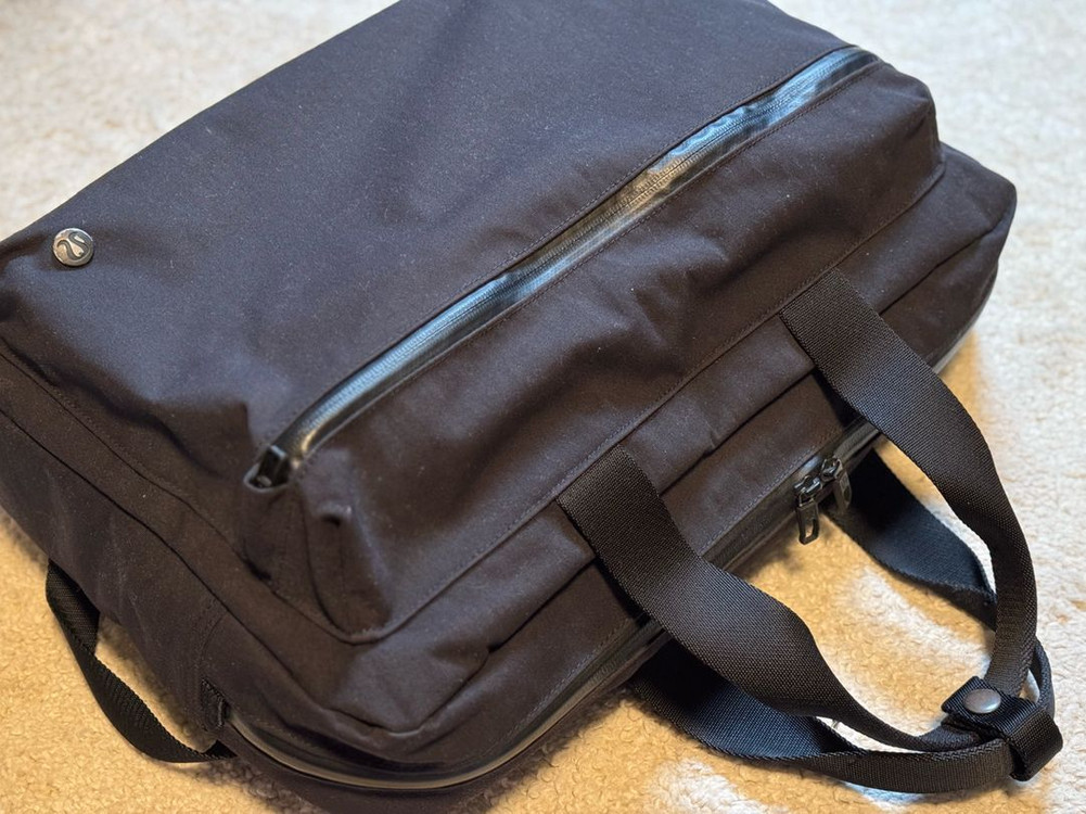 룰루레몬 가방(브리프케이스&백팩 겸용) 이미지