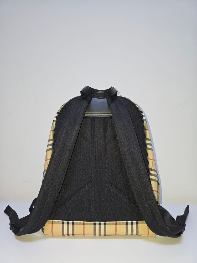 버버리 빈티지 체크 백팩 8084113 이미지