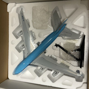 1:200 대한항공 HL7628 A380 다이캐스트 판매합니다 이미지