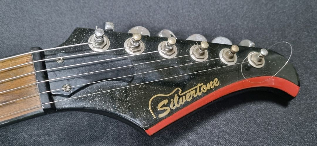 실버스톤 kiss 폴스탠리 시그네쳐 기타--2