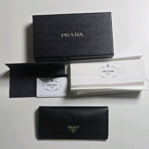 프라다 사피아노 장지갑 블랙 풀구성