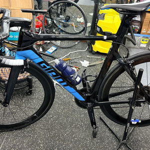 자이언트 프로펠 어드밴스 sl0 최상급 에어로라인 로드 자전거 m사이즈