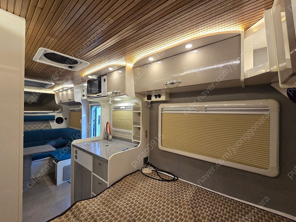 포터2 다온포스650 캠핑카 이미지