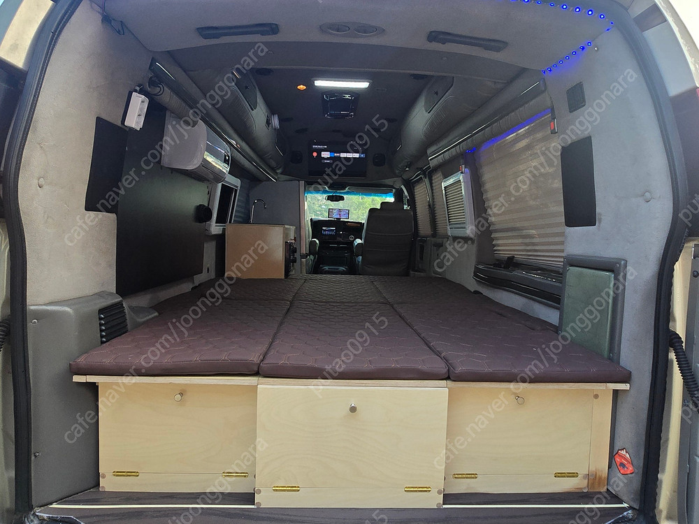 익스밴 롱바디 신규제작 캠핑카 이미지