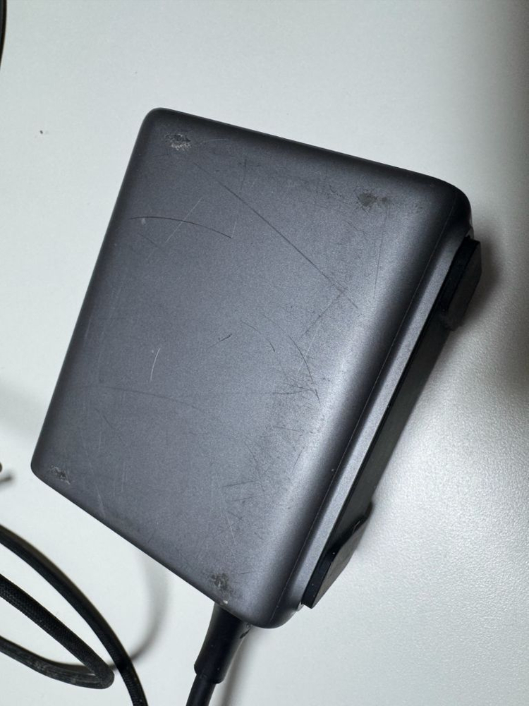 유그린 300W GaN PD PPS QC 5포트 초고속 충전기--1