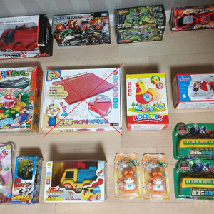 장난감: 산타클로스, RC, 파워레인저, 터닝메카드, 에그엔젤, 다트, 탁구 이미지