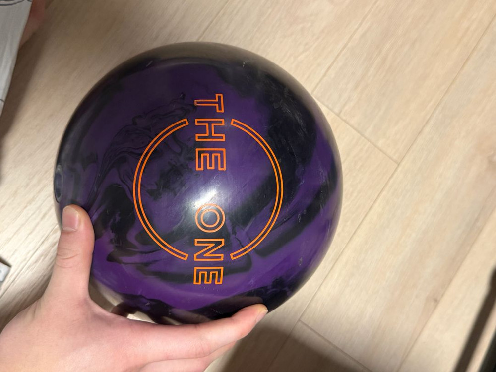 볼링공 세트 + 전용 캐리어--1