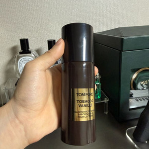 톰포드 토바코 바닐 바디스프레이 150ml 팝니다
