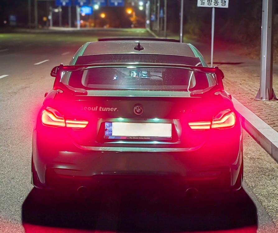 4시리즈 lci스타일 테일램프 팝니다--1