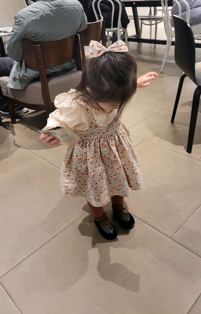 수어플룸 꽃피나 스위스 도트 블라 6y 일괄--1