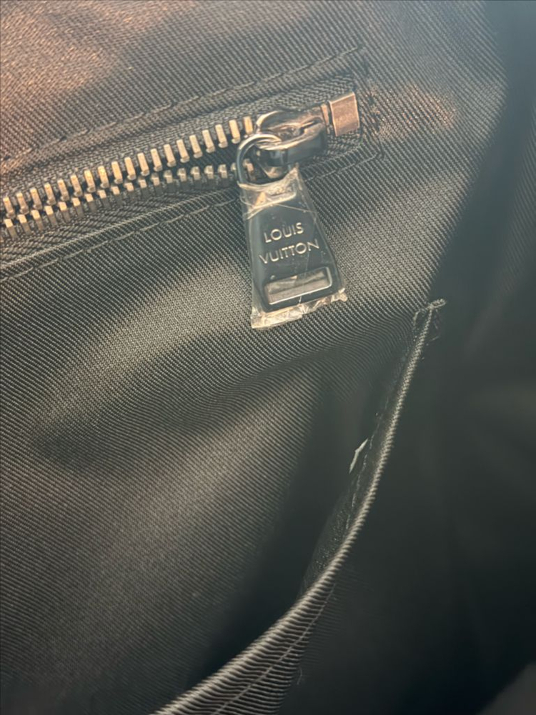 루이비통 M40527 한정판 이클립스 프라그먼트 콜라보 익스플로어 남성백팩--4