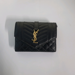 입생로랑 마틀라세 반지갑 금장 블랙