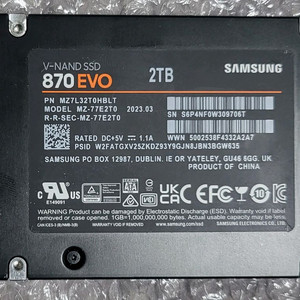 삼성전자 870EVO (2TB) SSD 2테라 팝니다(상태최상 컨디션 100%)