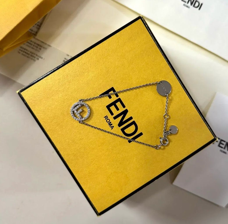 [백화점판/당일출고]펜디 F 이즈 팔찌--2