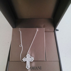 다미아니 벨에포크 크라운 십자가 목걸이 미듐m사이즈 이미지