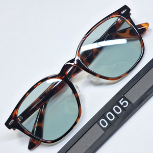 유니클로 호피 스퀘어 선글라스 겸 안경테 361-453710 일본 수입 패션 아이웨어 드라이브 운전 y2k 레트로