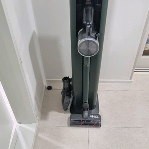 LG코드제로 무선청소기 풀세트 판매합니다