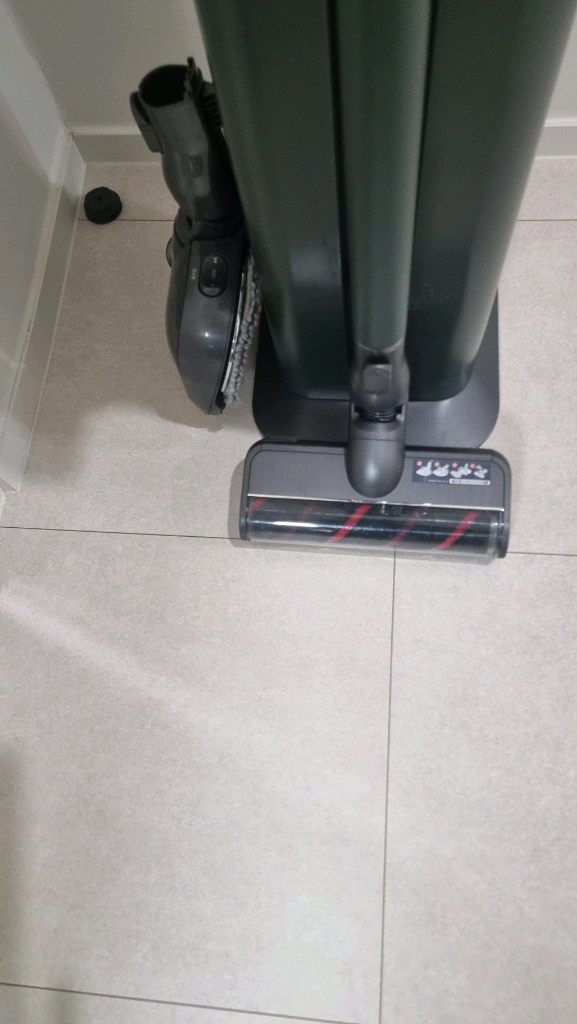 LG코드제로 무선청소기 풀세트 판매합니다--1