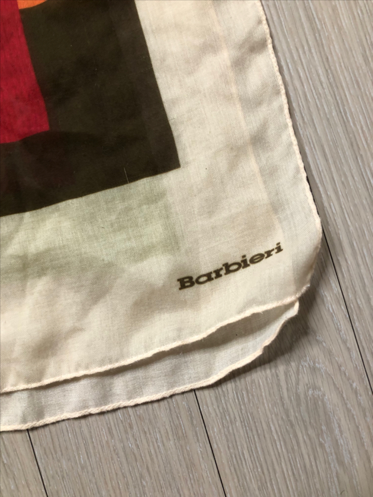 밀라숀 바비에리 머플러 및 숄 등등 일괄판매--3