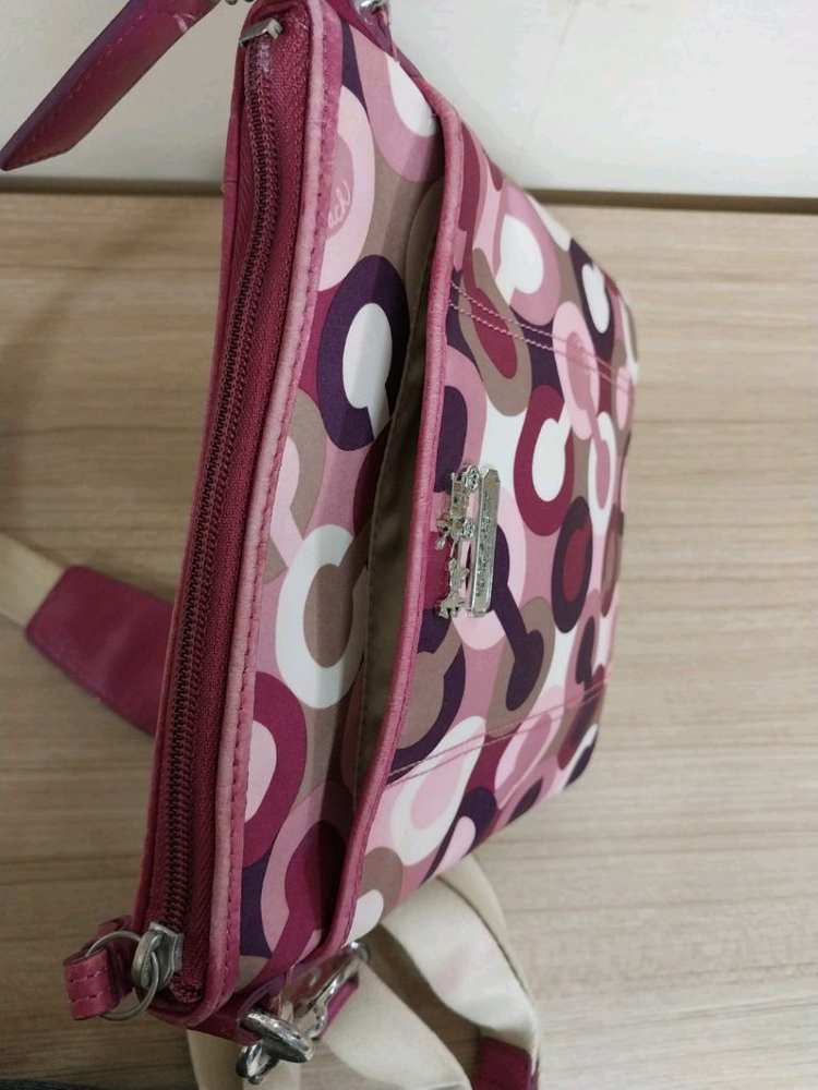 여성 코치 멀티컬러 스윙 미니 크로스백 이미지