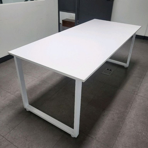 회의용테이블 회의용의자 파티션 책상 의자 원탁 서랍 수납장 책장 포밍탁자 접이식탁자 작업탁자 이미지