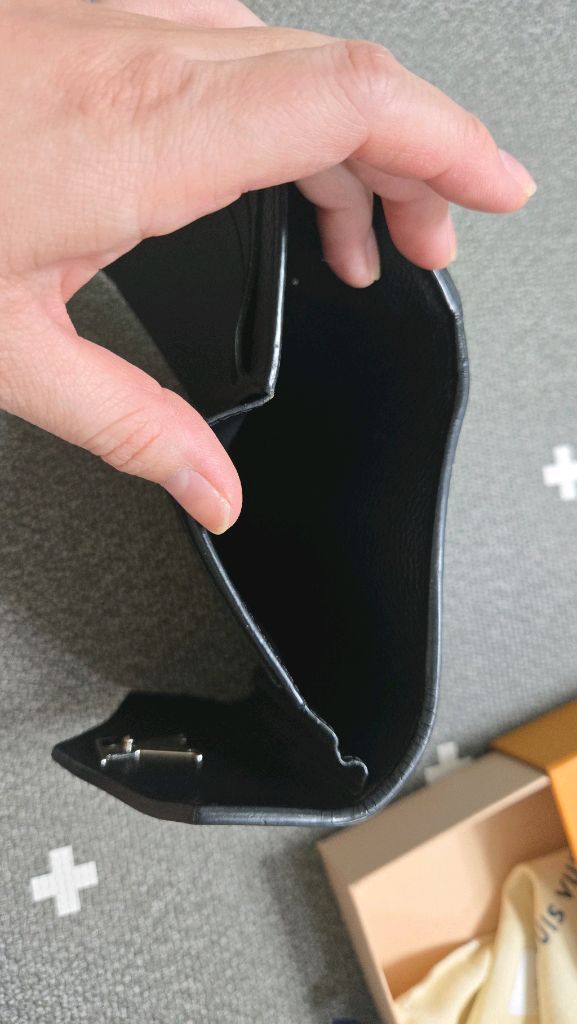 루이비통 락미3단지갑(정품)--5