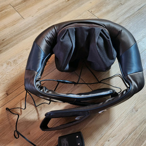 목과 어깨 마사지기 코지마