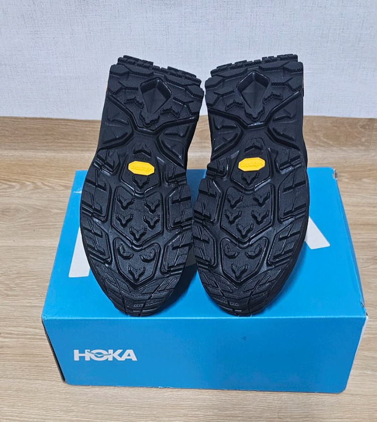 호카카하2 프로스트모크 GTX 고어텍스올블랙260 새상품 미개봉 이미지