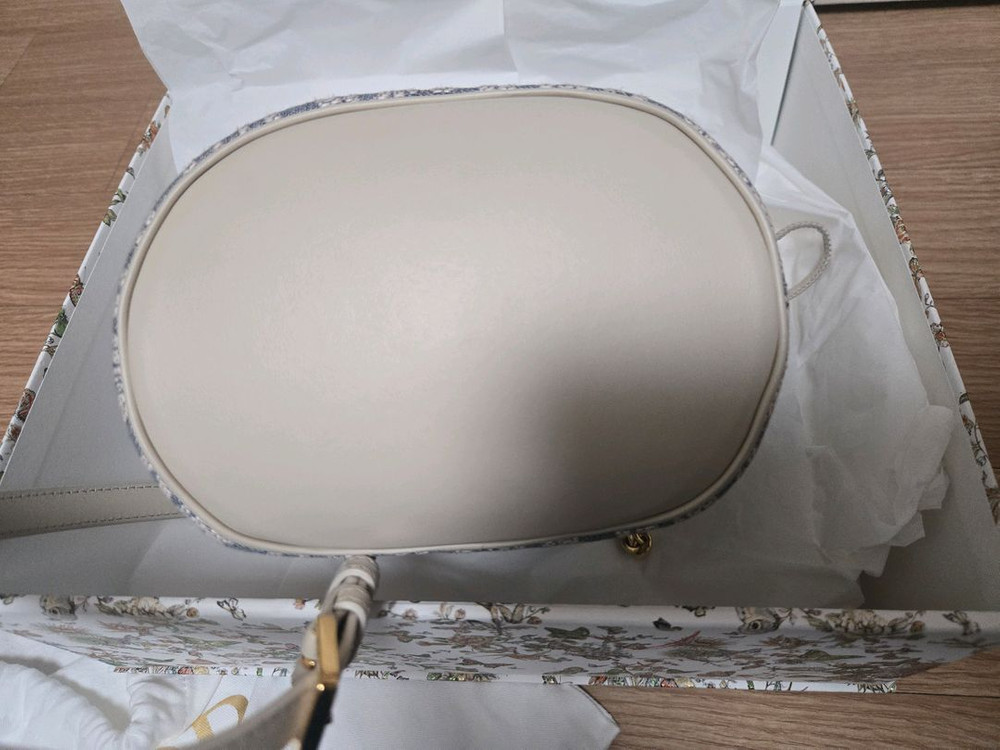 디올 몽테인 미니 버킷백(정품)--5