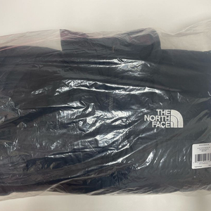 노스페이스 1996 레트로 눕시 700패딩 블랙