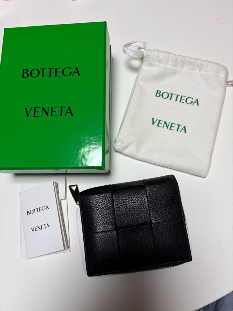 보테가 베네타 카세트 반지갑 블랙 이미지