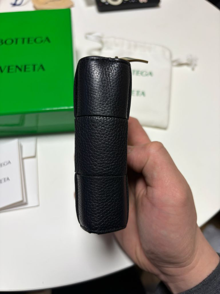 보테가 베네타 카세트 반지갑 블랙 이미지