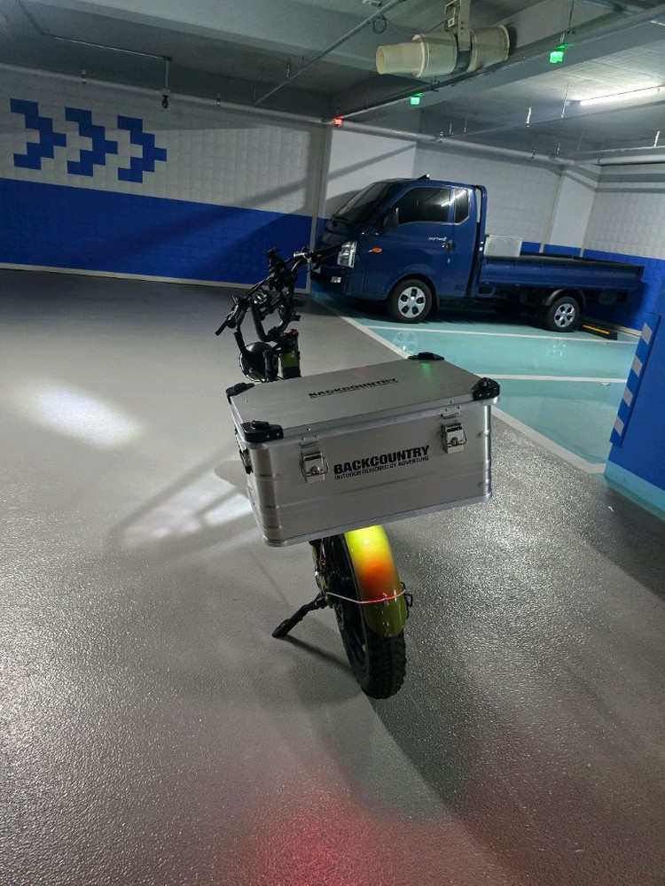 SMD V5 1000W 배터리(20A) 팝니다. 180만--4