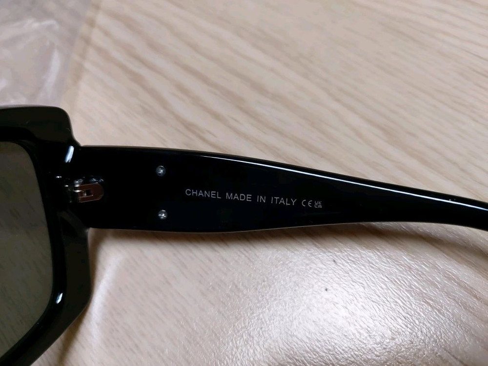 ** CC 로고 블랙 스타일 선글라스(새상품)--4