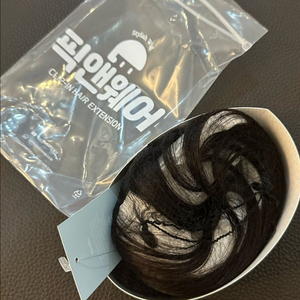 픽앤웨어 앞머리 가발 내츄럴블랙 색상입니다