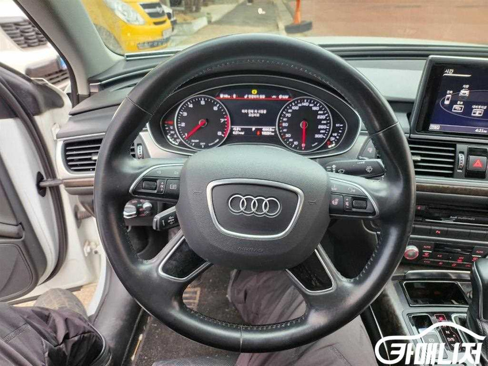 [아우디]뉴A6 40 TFSI 프리미엄 #3월급매--4
