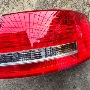 아우디a6 조수석 후미등