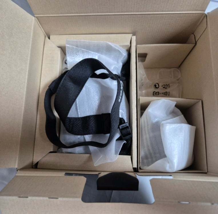 니콘 zf 풀프레임 미러리스 카메라 40mm 렌즈 판매--6