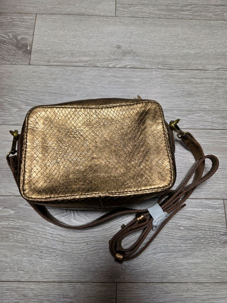 (새상품) 메이드웰 골드 소가죽 카메라백--3