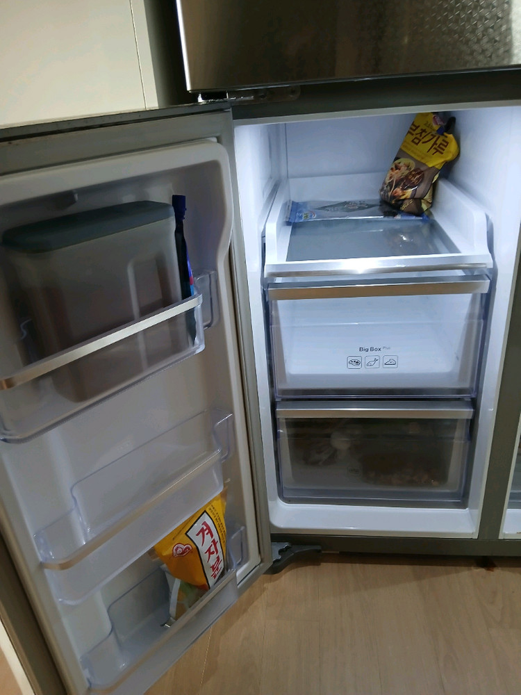 지펠 4도어 냉장고--4