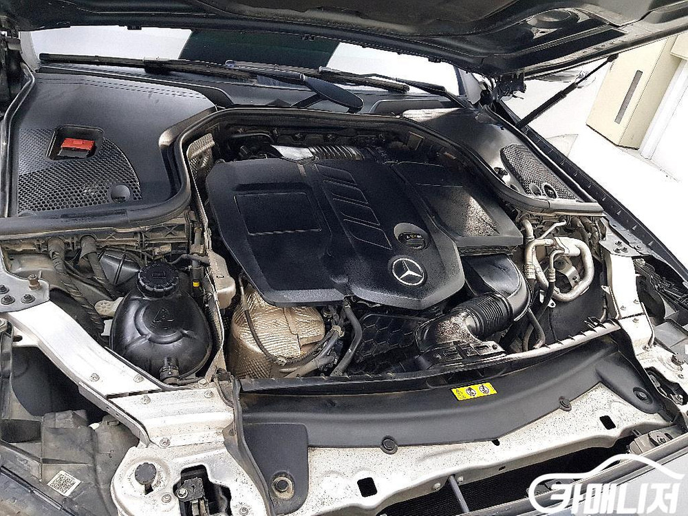 [벤츠]E-클래스 W213 E220d 4MATIC 아방가르드 #3월급매--5