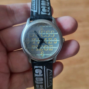 게스 여성패션시계