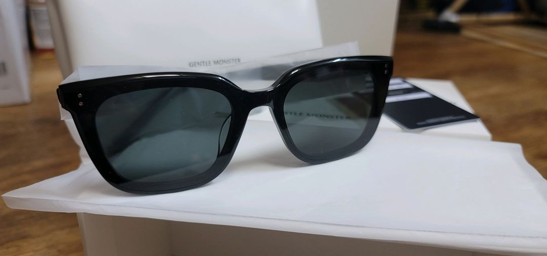 젠틀몬스터 tote-01 선글라스 (보증서포함)--2