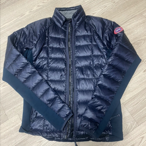 캐나다 구스 초경량 다운 자켓 M (95-100) 판매합니다