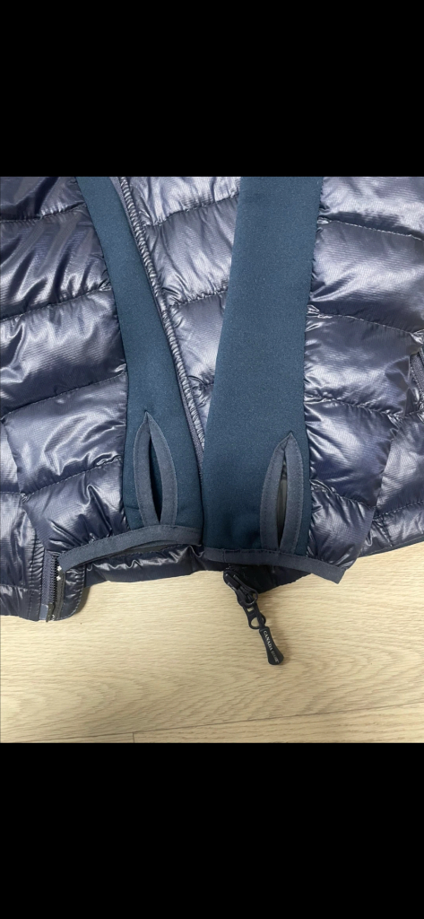 캐나다 구스 초경량 다운 자켓 M (95-100) 판매합니다--7