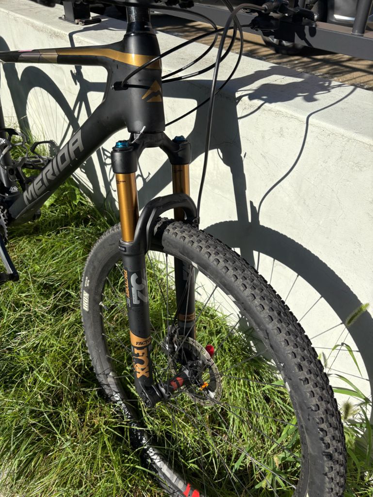 메리다 xtr 카본 MTB 사이즈 라지--1