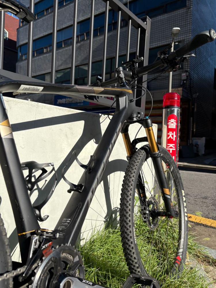 메리다 xtr 카본 MTB 사이즈 라지--6